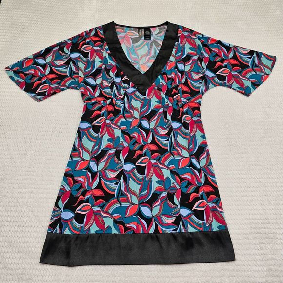 Women's Bisou Bisou Short Dress/ Long Shirt Size Small Beautiful design Silky - Picture 1 of 7